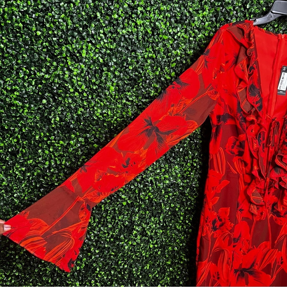 PRETTY LITTLE THING | Floral Chiffon Midi Dress - Picture 6 of 12